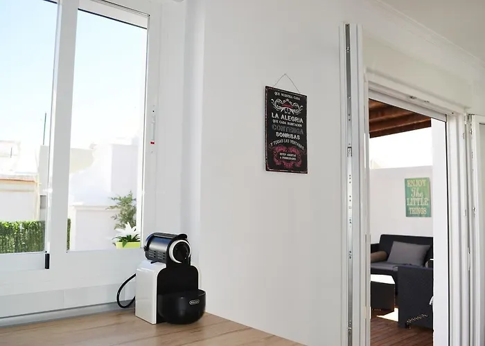 Atico Fenicia 아파트 카디스